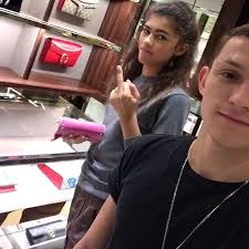 Zendaya, 24, and tom holland, 25, seem to confirm their romance following years of denial as they were photographed on july 1, sharing a kiss in meme worthy: Zendaya Coleman And Tom Holland At The Mall Tom Holland Zendaya Zendaya Coleman Tom Holland Spiderman