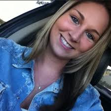 Amber McLaughlin (@amberrrrlynn)