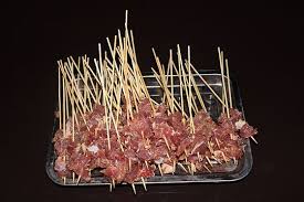 A simple cucumber salad is a cooling counterpoint to the beef satay. Sate Kambing Wikiwand