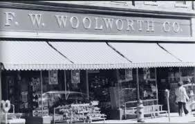 1972 Woolworth S On Myrtle Avenue In Ridgewood My First Job At 16 Was Working Behind The Candy Counter Here Queens Nyc Ridgewood Nyc Life