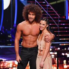 Ryan bensetti photo homme danse avec les stars beaux mecs chanteur foudre personnes coiffures rayane bensetti (pep's et danse avec les stars) et thierry samitier (nos chers voisins) guests danse avec les stars : Laurent Maistret Et Denitsa En Couple Je N Ai Pas D Attirance Pour Elle Repond Le Gagnant De Koh Lanta Elle