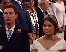 O motivo foi a escolha de chapéus para o casamento do príncipe william e de kate middleton. Fotos E Video Casamento Da Princesa Eugenie E Jack Brooksbank