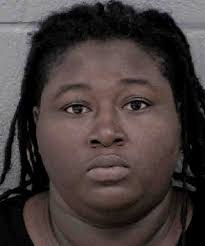 Denise Dingle's Instagram, Twitter & Facebook