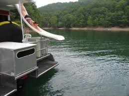 If you are looking for a rental houseboat for a family vacation or a houseboat for for those who are looking for the ultimate in house boating on dale hollow lake, take a look at the eagle. Home