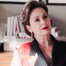 Jacqueline Carlyle (The Bold Type): ENFJ