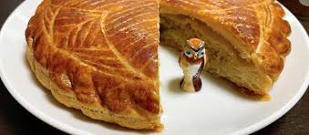Fiaf invites you to its galette des rois party on tuesday, january 7 at 6:30 p.m. Quatre Astuces Pour Trouver La Feve A La Galette Des Rois