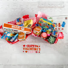 Most relevant best selling latest uploads. Valentine S Day Baskets For My 6 Year Old Son And 2 5 Year Old Daughter The Very Best Baby Stuff