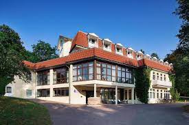 In der nähe vom kloster chorin, direkt am amtssee mit eigenem waldpark finden sie ruhe und erholung bei der arbeit. Hotel Haus Chorin Chorin Aktualisierte Preise Fur 2021