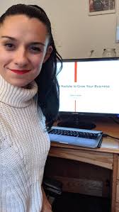 How much rehearsing is TOO MUCH when public speaking? I'm speaking at a  corporate conference tomorrow about how partners can grow their business  using YouTube, and I usually prep for my speaking… |