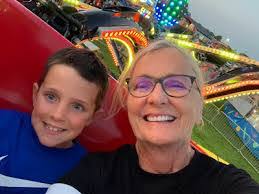 Rachael Short's Instagram, Twitter & Facebook