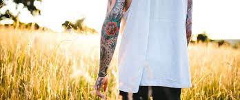 Discover (and save!) your own pins on pinterest Ink Master Jury Bekijkt Tattoos Van Kraantje Pappie Lil Kleine En Eric Corton