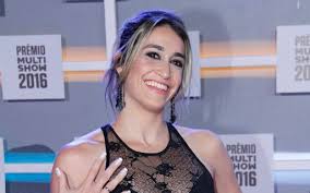 Meu nome estava entrando no spc naquele mês. Daniele Hypolito Fala Do Noivado Ideia E Casar Em Outubro De 2017 Quem Quem News