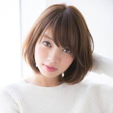 どんな顔型にも似合う 小顔とモテが狙える殿堂入り人気ボブ マキアオンライン maquia online ヘアスタイル ボブ 髪型 ショートボブ ひし形 髪型