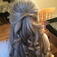 Older women hairstyles 2020 are getting quickly popular among women of older ages, who wish to try newer styles that look better with their faces. 50 Phenomenal Hairstyles For Women Over 50 You Must Try Out Hair Motive Hair Motive