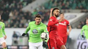 Endet am heute, 21:25 mesz1std 28 min. Neue Wolfsburg Trikots Das X Verschwindet Premiere Im Saison Finale Sportbuzzer De