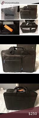 Nwt Pelle Studio Wilson S Leather Laptop Bag Obo In 2020 Leather Laptop Bag Laptop Bag Leather Laptop