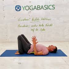 Ein gesunder rücken zeichnet sich durch eine bewegliche wirbelsäule aus. Ruckenschmerzen Unterer Rucken 4 Yoga Ubungen Die Dir Sicher Helfen