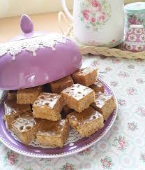 تطبيقي لوصفة afnanetoo لوتس رايس كريسبي تحطين في جدر عميق غير قابل للالتصاق كيس مارشمالو صغار وزن ثلاثمائة غرام وأربع desserts gingerbread cookies sweet