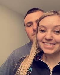 Mariah Dalton's Instagram, Twitter & Facebook