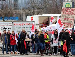 Kundgebung Und Demo In Wiesbaden Gew Hessen
