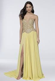 Shop for short or long prom dresses available at myntra prom dresses are designed by drawing inspiration from the lovely gowns that teens wear to prom. Where To Buy Prom Dresses In New York City Best Prom Dress Shops Nyc