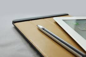 The Ipen 2 A Tablet Stylus That Lets You Write On Laptops Or Computer Screens Tablet Stylus Apple Accessories