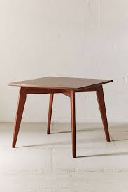 Moderner Esstisch Tovah Im Design Aus Der Mitte Des Jahrhunderts Small Square Dining Table Modern Dining Table Dining Table