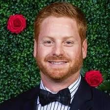 Steven Lorch's Instagram, Twitter & Facebook