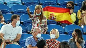 Jo konta retires from the australian open! Australian Open 2021 Rafael Nadal All Smiles As Woman Ejected For Heckling During His Serve Eurosport