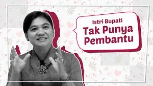 Pengusaha asli wonogiri jualan jersey omsetnya tinggi. Istri Bupati Wonogiri Tak Punya Pembantu Youtube