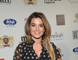 На этот раз девушка отдала предпочтение дубаю. Kseniya Borodina Poslednie Novosti