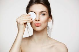 Naturliche Gesichtsreinigung Make Up Entfernen Mit Kokosol