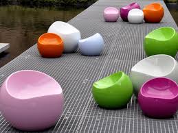The ball chair was designed by eero aarnio in 1963 and presented at the international furniture during the years, aarnio has experimented with a variety of different materials, including plastic. Moderner Stuhl Ball Xlboom Fur Kinder Recyceltes Material Abs