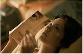 How to Deal Mandy Moore as Halley Martin Laying in Bed with Book 8 x 10  inch photo at Amazon's Entertainment Collectibles Store