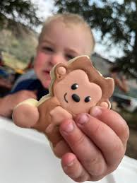 Donating cupcakes to Tweedy Park elderly community