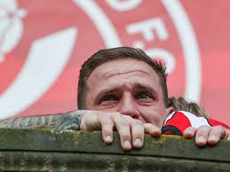 Tearful Billy Sharp's emotional message to supporters amid Sheffield United  exit speculation