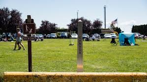The border has been closed to all nonessential travel since march 2020. Ohlvh4h8jxlham