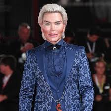 Rodrigo alves hat fast 500'000 franken in sein aussehen investiert. Nach Uber 100 Schonheits Ops Rodrigo Alves Wird Jetzt Zur Barbie