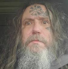 Who can do this tattoo?