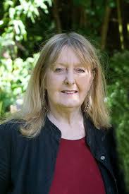 The Smile (Little Gems) : Magorian, Michelle, Usher, Sam: Amazon.in: Books