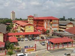 Sekolah menengah agama (atas) sultan zainal abidin atau nama ringkasnya sma (a) sultan zainal abidin, merupakan sebuah sekolah menengah agama yang terletak di jalan sultan mahmud , kuala terengganu , malaysia. Sekolah Menengah Agama Atas Sultan Zainal Abidin Kronis F