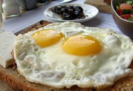 شاي الزيزفون مع البيض لتقوية جهاز المناعة فى الشتاء Food Breakfast Eggs