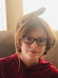 Trimming dragon nails safely