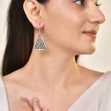 VERA SILVER EARRINGS