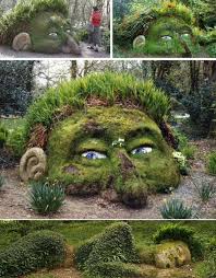 Gartenmobel Ideen Die Einen Hauch Kunst In Ihrem Garten Hinzufugen Moos Kunst Design Kleiner Garten Garten