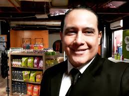 En el set de @antucatc @tctelevision @tc.television.fans grabando, hoy  estreno 20:00. #actor #series #grabando abrazo a todos! @ TC Televisión