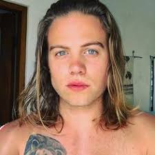 47 Reilly Dolman Ideas Dolman Travelers Netflix Pearson Reilly dolman sitemizdeki tüm filmleri, reilly dolman son filmi, reilly dolman yeni filmi, rol aldığı filmler. 47 reilly dolman ideas dolman