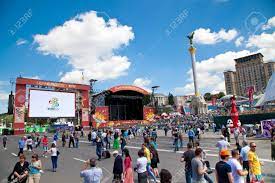 Чемпионат европы по футболу 2012 года. Euro 2012 Fanzone In Kiev Ukraine June 8 Fanzone And Palace Stock Photo Picture And Royalty Free Image Image 14140571