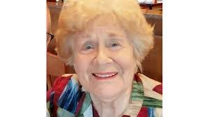 Marilyn Dickman's Instagram, Twitter & Facebook