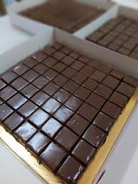 Kek batik adalah antara resepi yang mudah untuk dibuat.ianya tidak menggunakan peralatan yang canggih.hanya beberapa bahan sahaja yang digunakan. Wanita Ini Halalkan Kongsi Resipi Kek Batik Super Sedap Bahan Cara Buatnya Senang Nak Dapat Musim Pkp Kashoorga